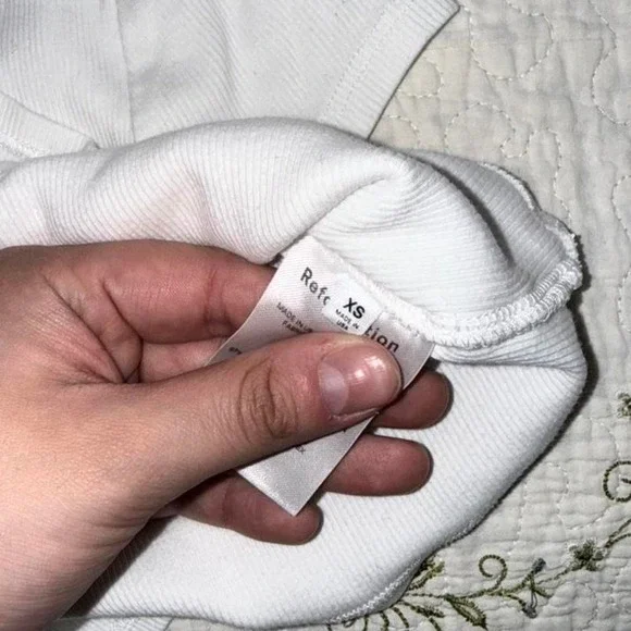 NWOT Reformation Muse Tee in Earth XS - Picture 3 of 3